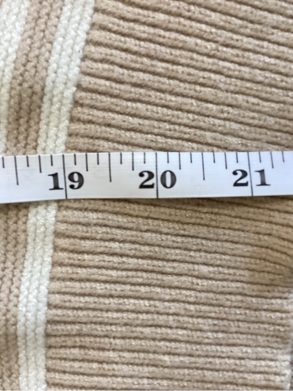 UNCLECAT Beige & Cream Tan V-Neck Striped & Check Pattern Knit Sweater sz M - Picture 11 of 11